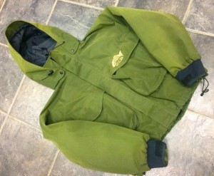 Bare Kodiak Waterproof Breathable jacket Size Medium AA