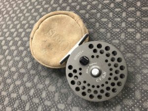 Orvis CFO IV - Made in England Fly Reel & Pouch - GREAT SHAPE!