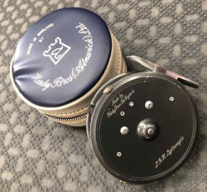 Hardy Classic Lightweight Series - The Featherweight Fly Reel c/w Zippered Vinyl Pouch - EXCELLENT CONDITION! - $185