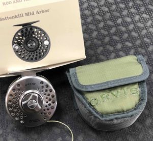 Orvis Battenkill Mid Arbor II Fly Reel - Titanium - Model 72 ER 61-09 c/w Orvis WF6F Hydros Fly Line - EXCELLENT CONDITION - $150