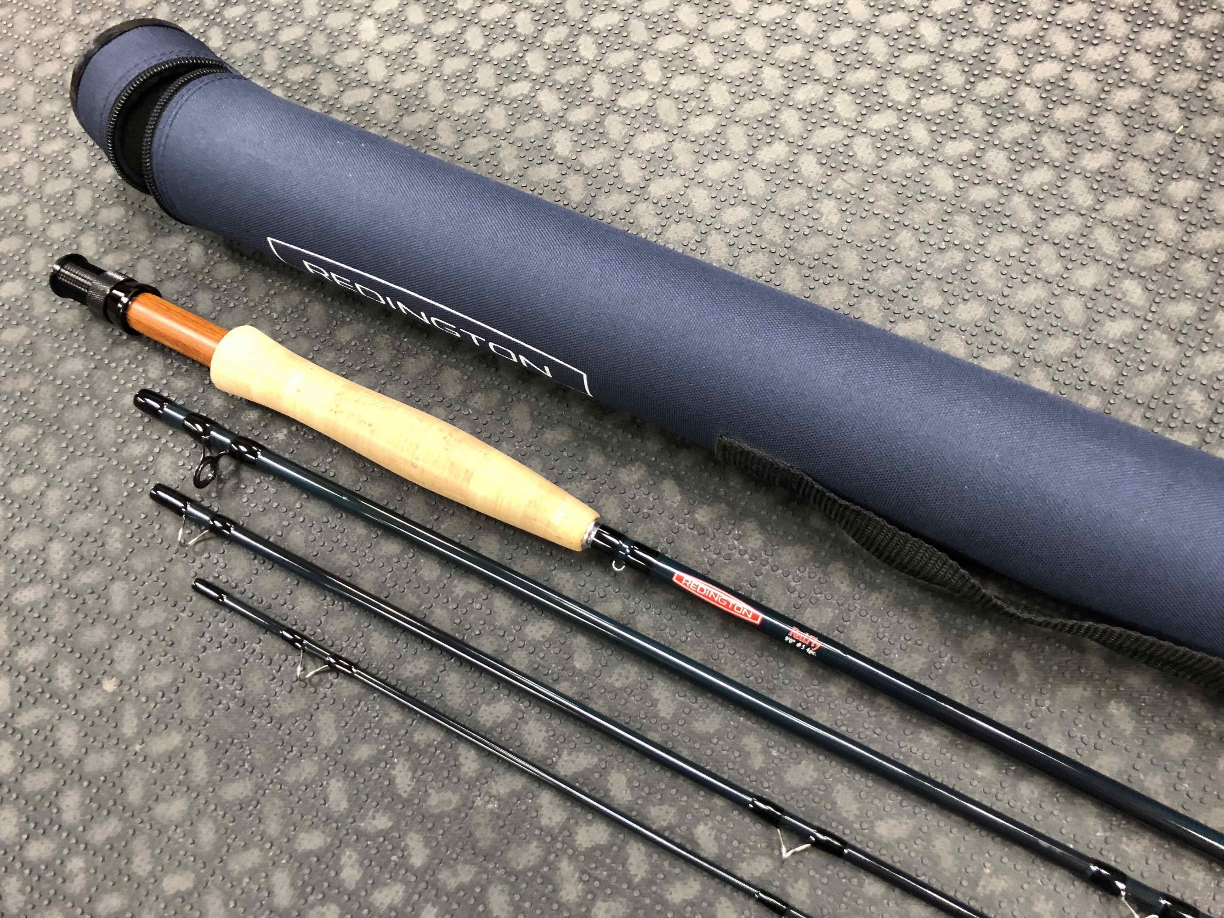 SOLD! – NEW PRICE! – Redington “Red Fly” 9′ 4pc 5wt Fly Rod c/w