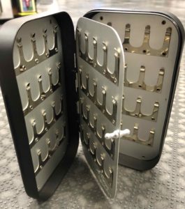 Richard Wheatley Aluminum Fly Box - Black Model #1642 - 5 Clip Swing Leaf - 80pc - GOOD SHAPE! - $45