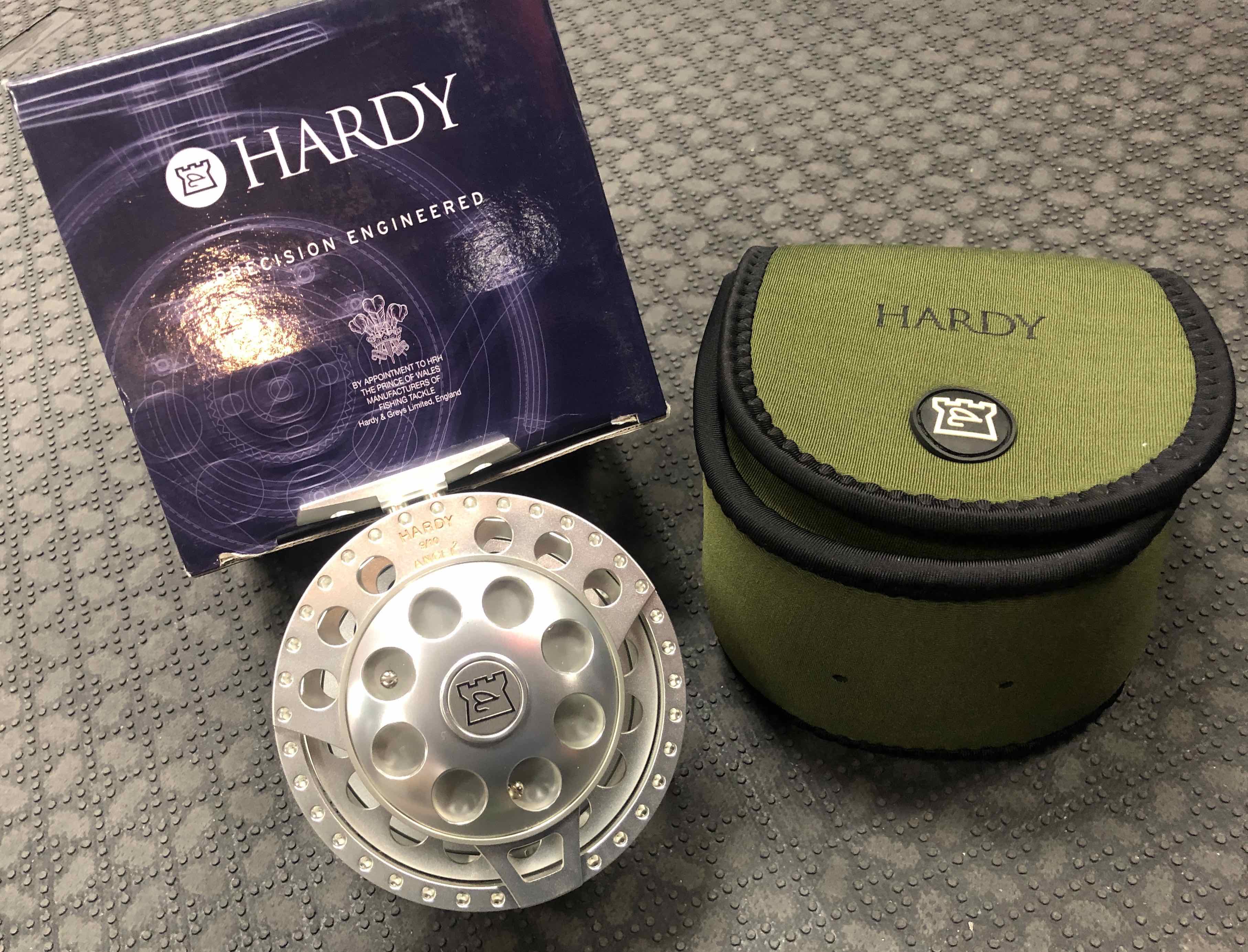Hardy Angel 2 - 9/10 - New in Box Never Spooled Complete with Pouch and Warranty Card -BRAND NEW! - $365