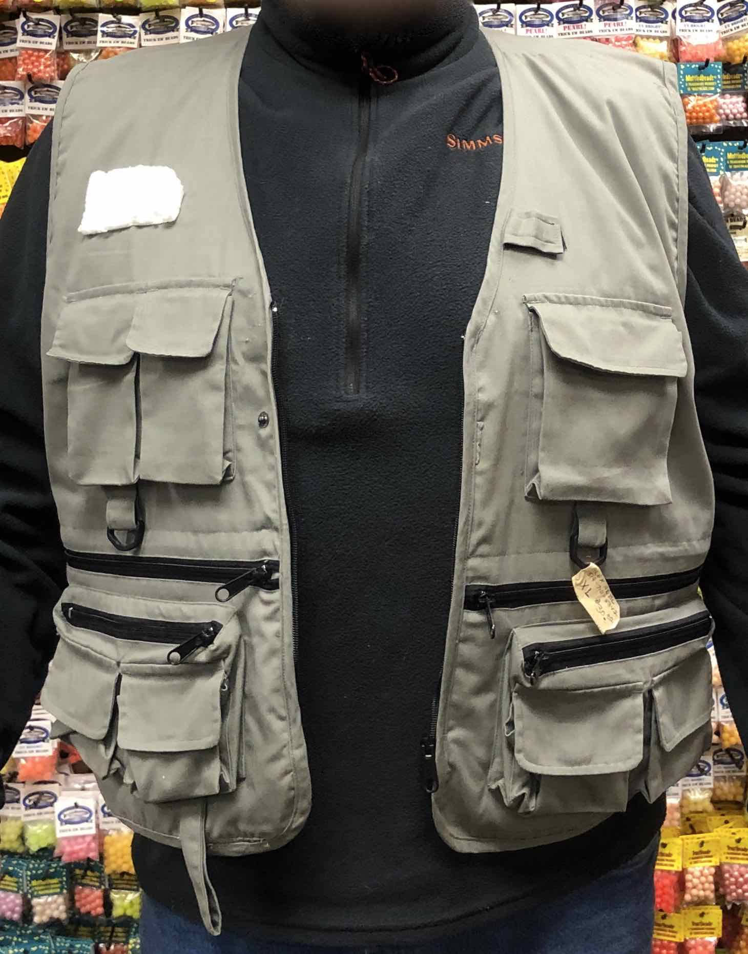 Fishpond Steelhead Vest - Size XL - GREAT SHAPE! - $30