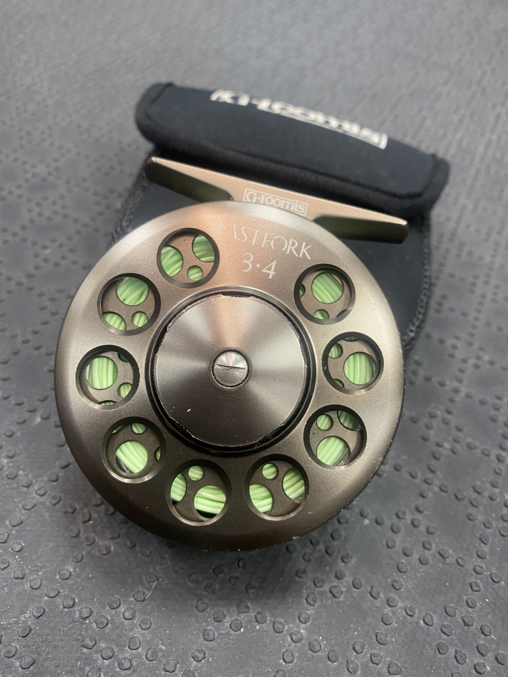 SOLD! – G. Loomis Eastfork Fly Reel c/w Pouch and 4wt Fly Line
