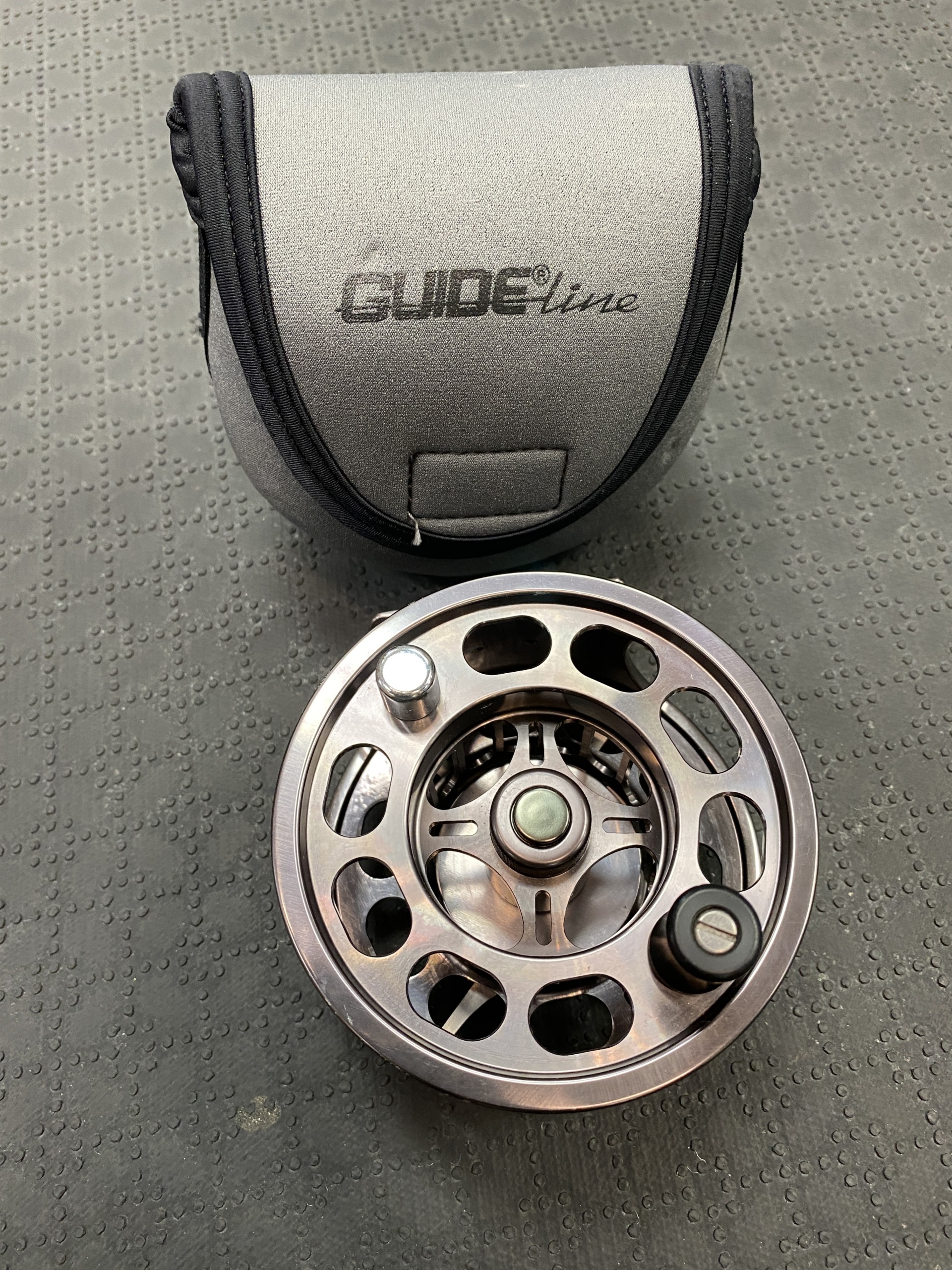 SOLD! – NEW PRICE! – Guideline Igma Fly / Spey / Salmon Fly Reel