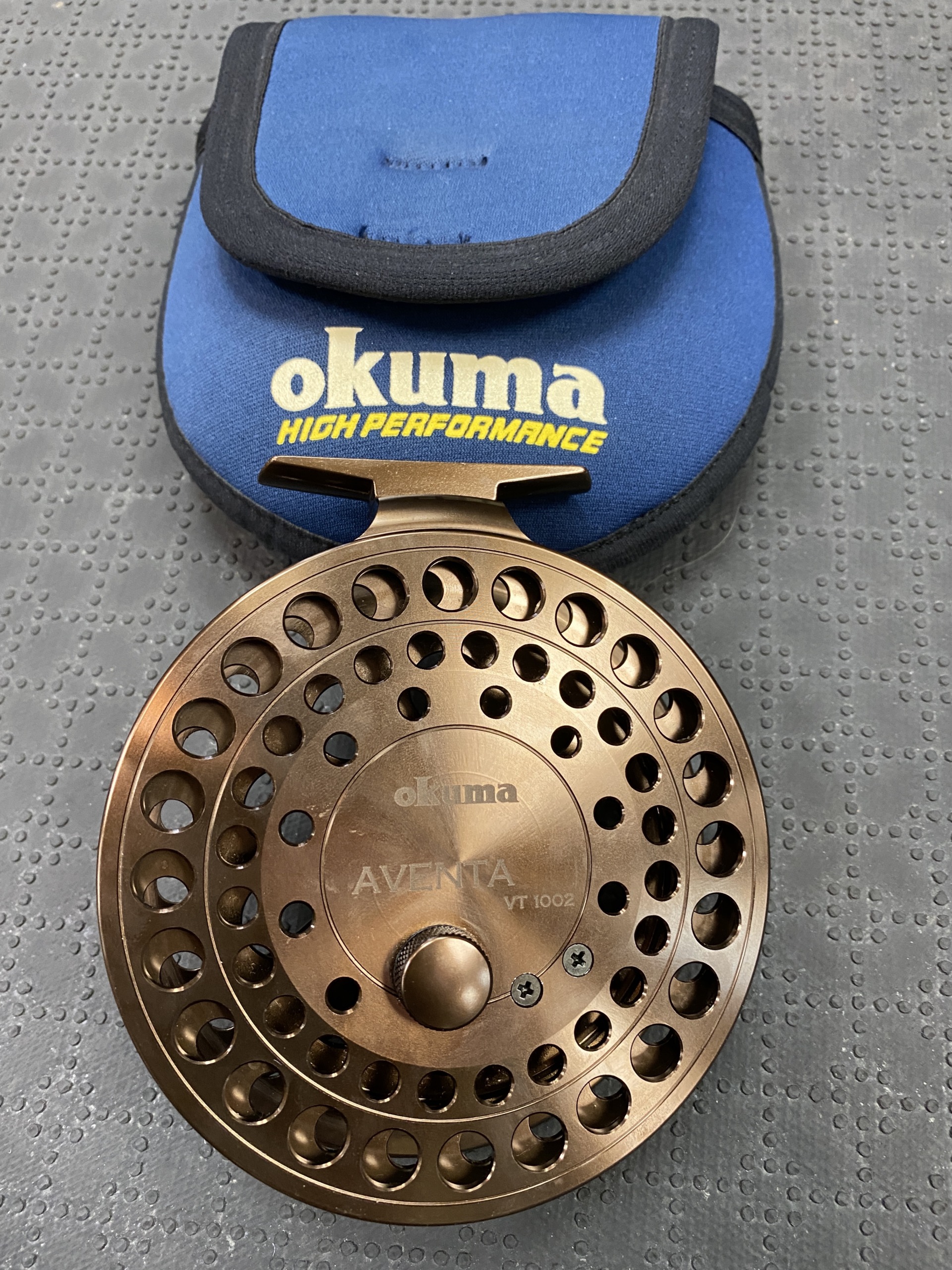 Okuma Aventa Center-Pin Float Reel