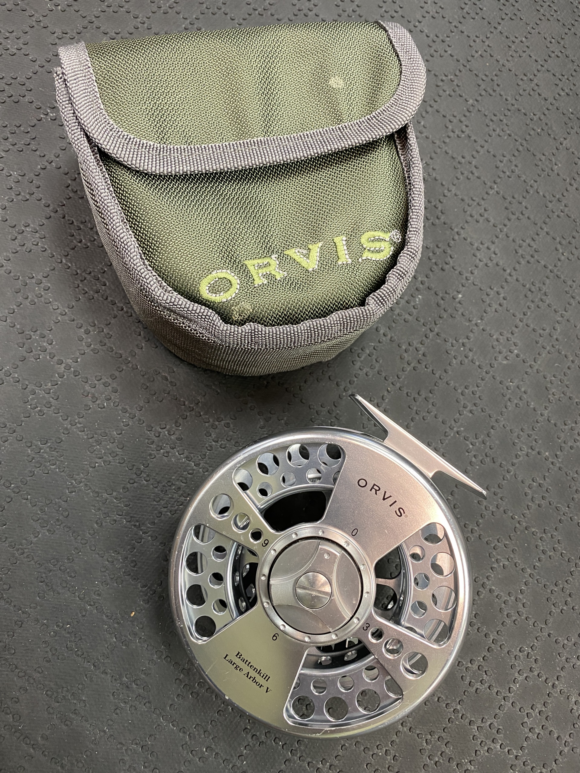 Orvis Battenkill Large Arbor V Fly Reel B – The First Cast – Hook, Line and  Sinker's Fly Fishing Shop